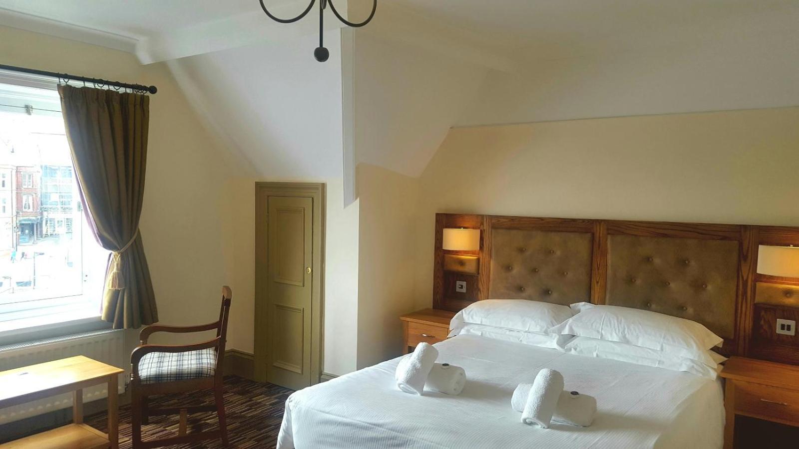 The Dolphin Inn 3*